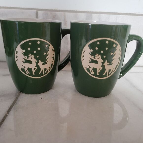 California Pantry Forest Green and White Ceramic 2 Piece Coffee Hot Cocoa Mugs - Picture 1 of 6